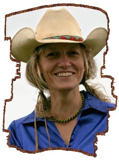Katja Dröse, Jahrgang 1976 ist gelernte Pferdewirtschaftsmeisterin und ...
